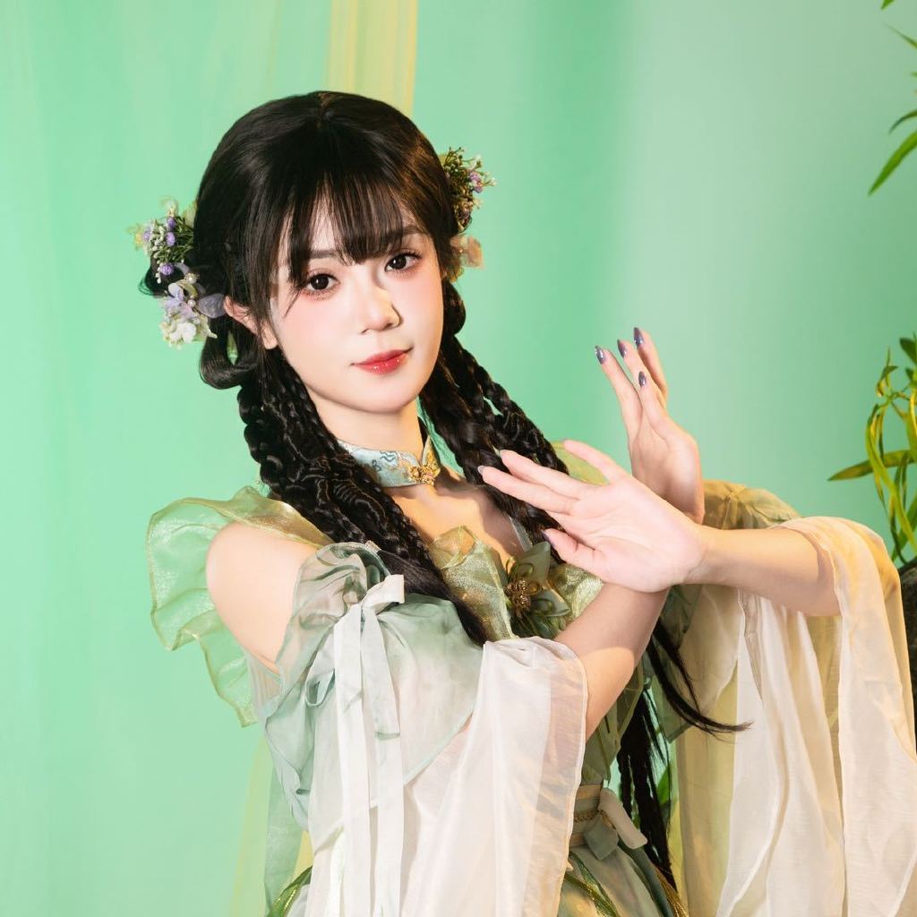 莳萝头像