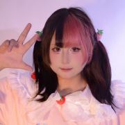 依依Yuika头像