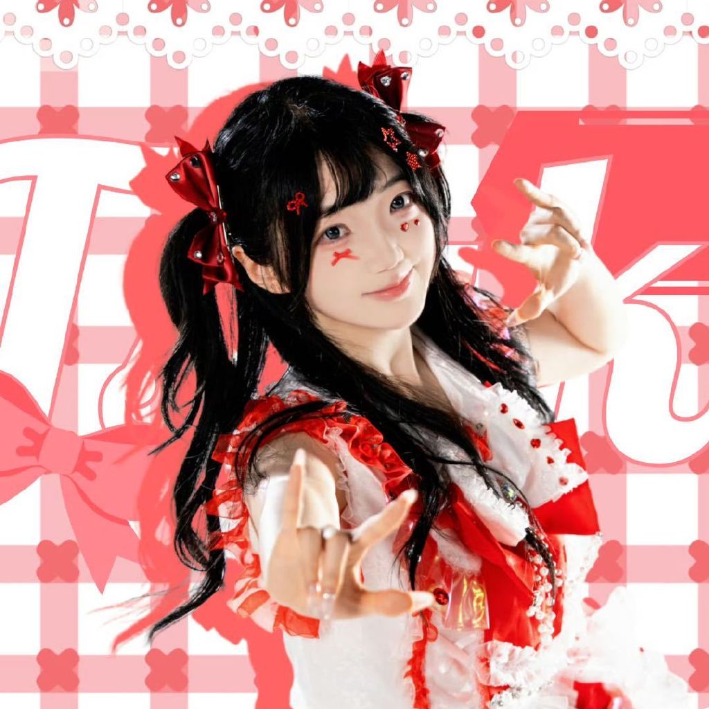 月之tsuki头像
