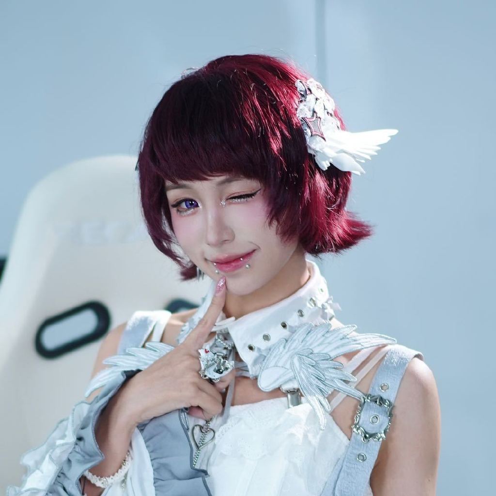 奈Miona头像