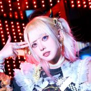 漠漠Moriko头像
