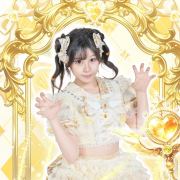 小莓Yomiko头像