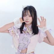 Mia头像