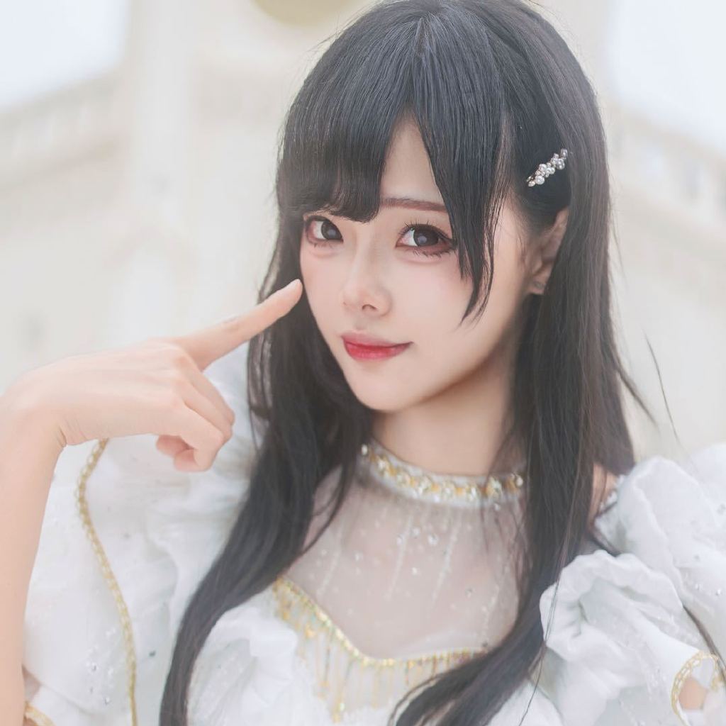 奈七Nanana头像