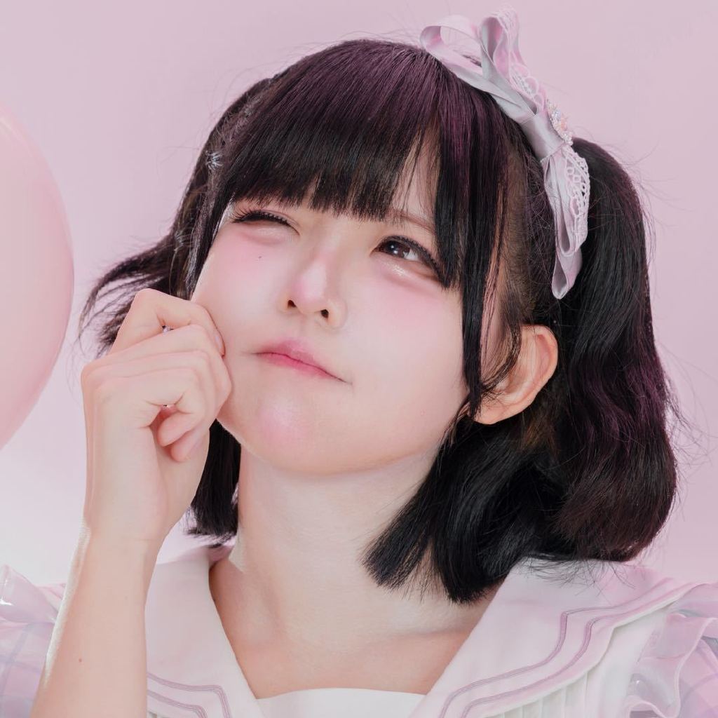 小梨liz头像