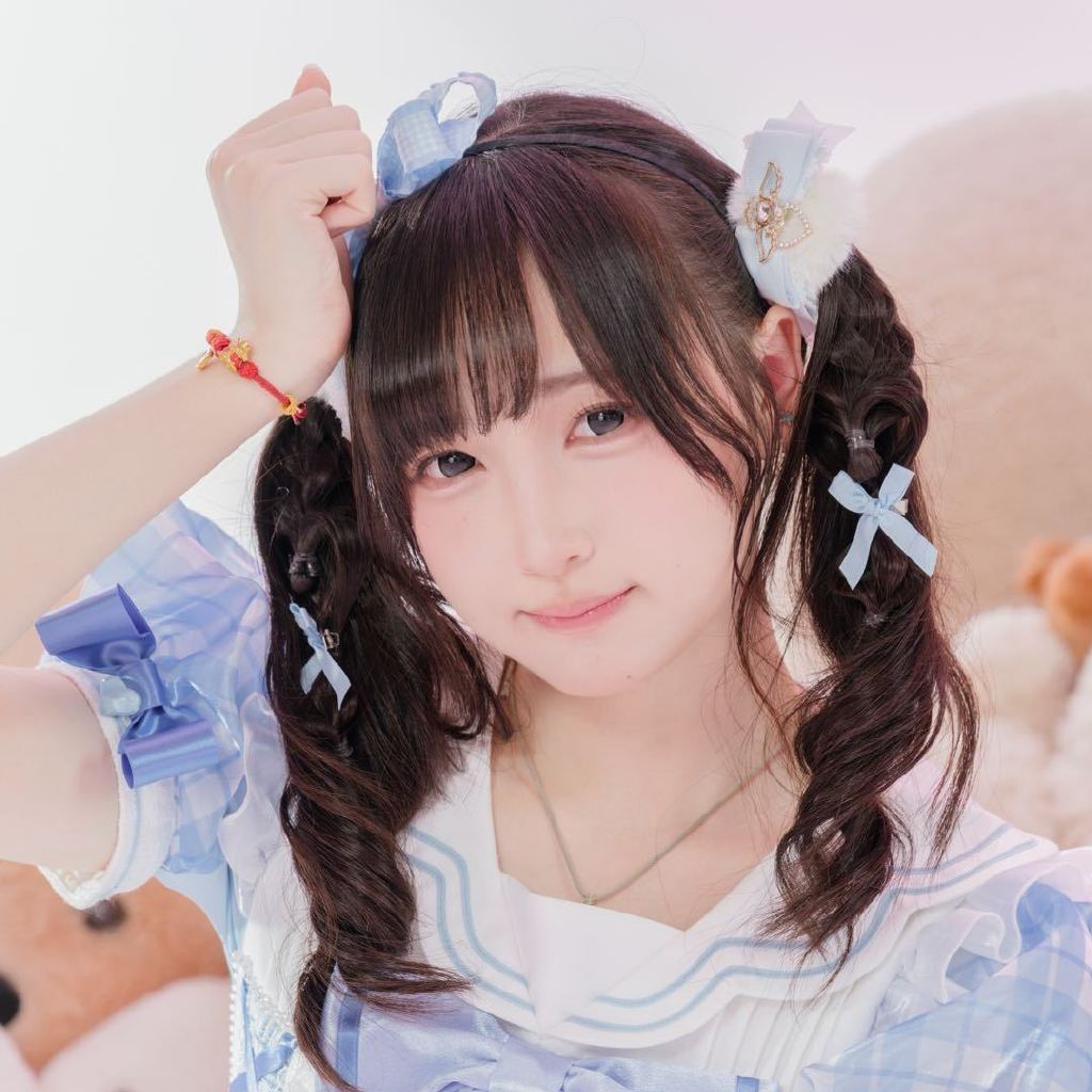小乖momo头像