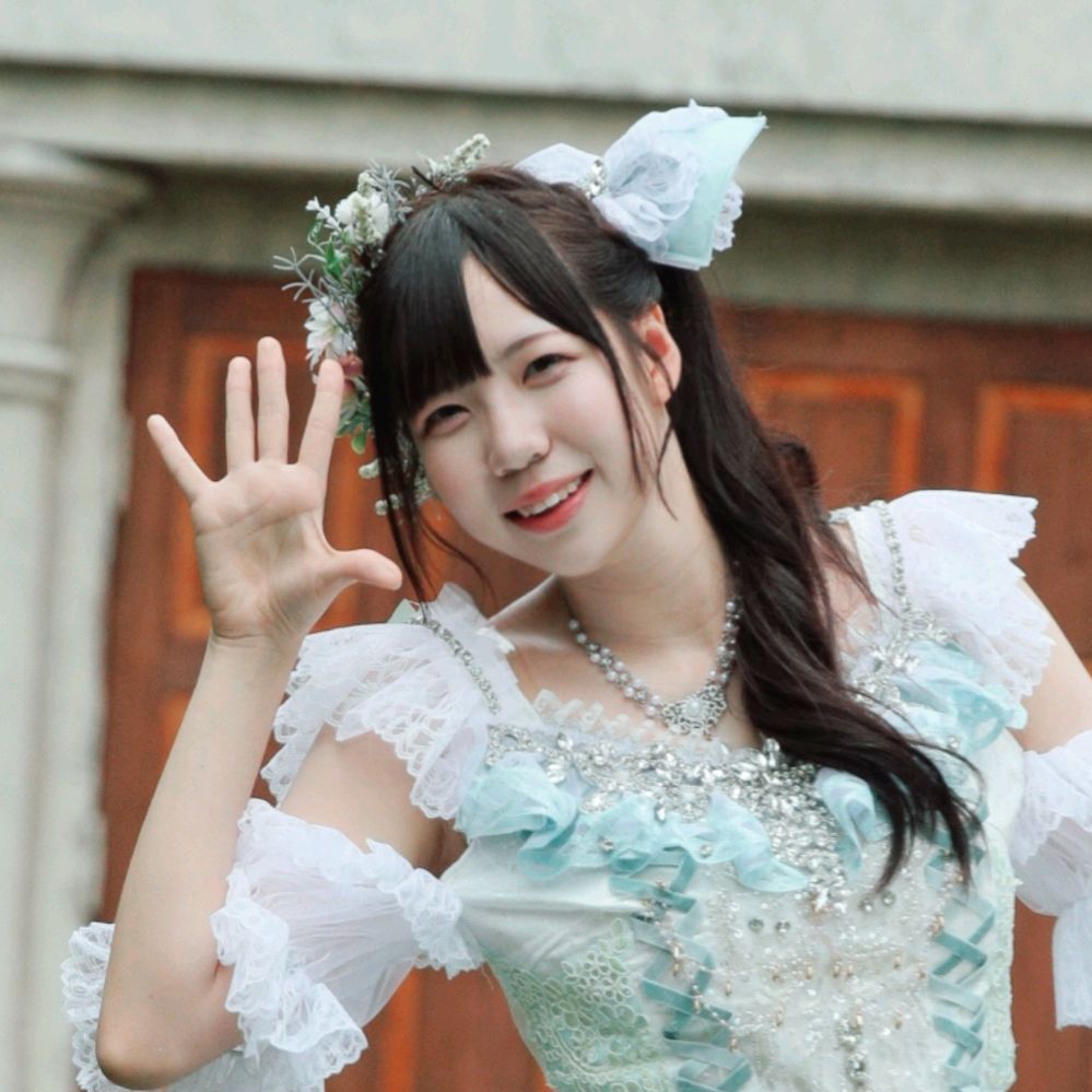 草花Marika头像