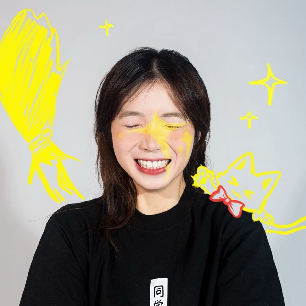 邹斑斑头像
