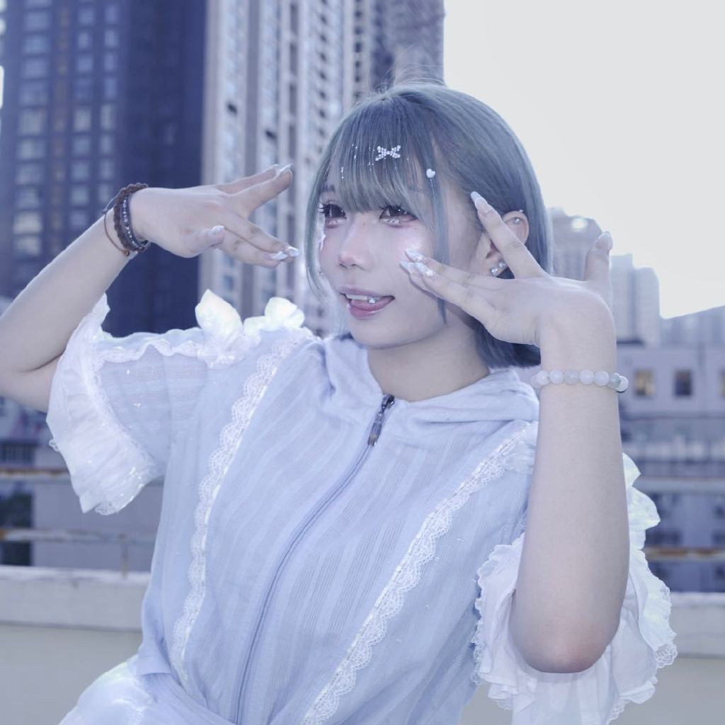 夏夏 Natsu头像