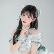 钟雨芯Rainie头像