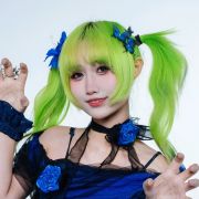 尾下Moe头像
